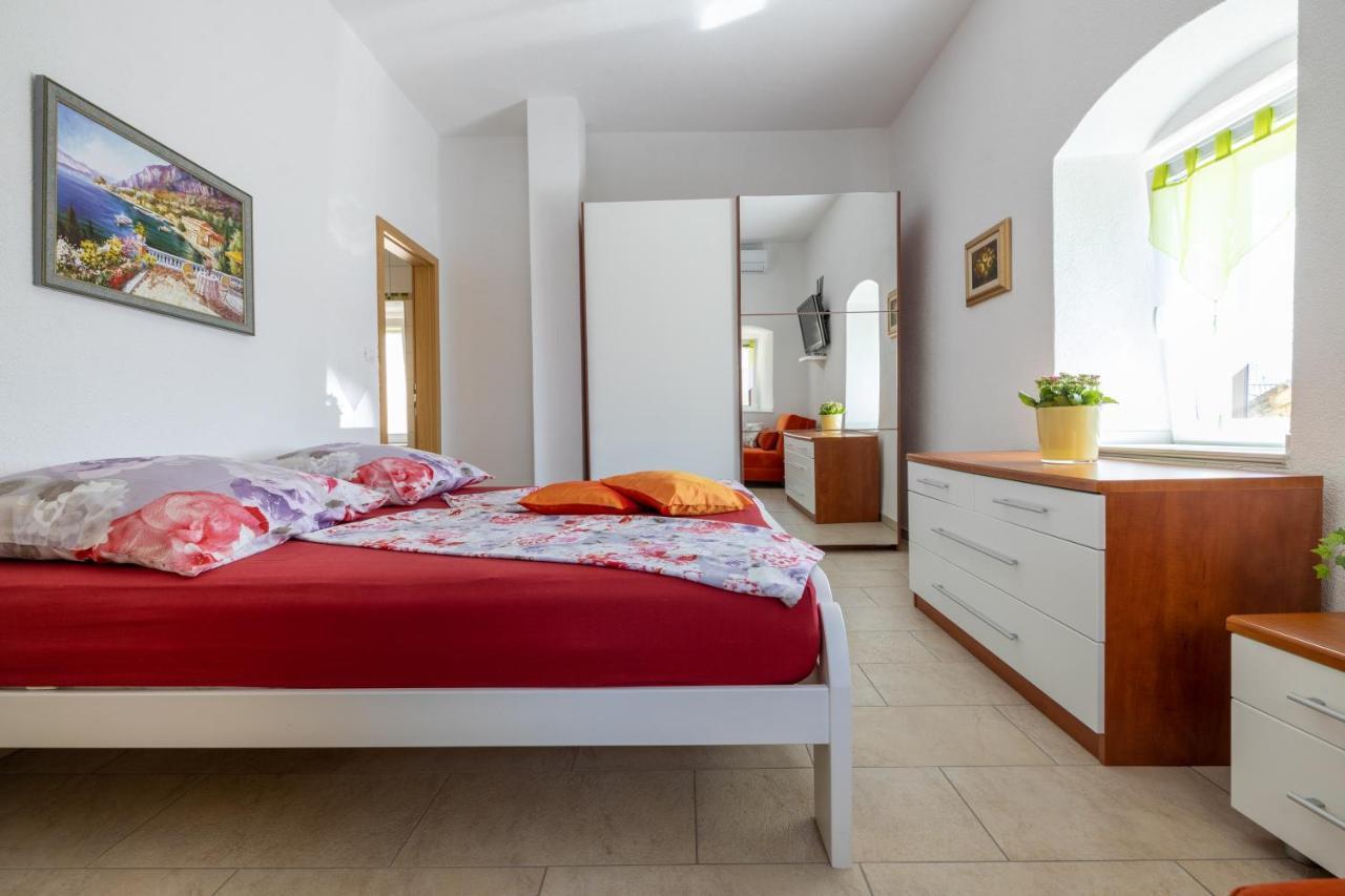 Apartmani Soldan Μακάρσκα Εξωτερικό φωτογραφία